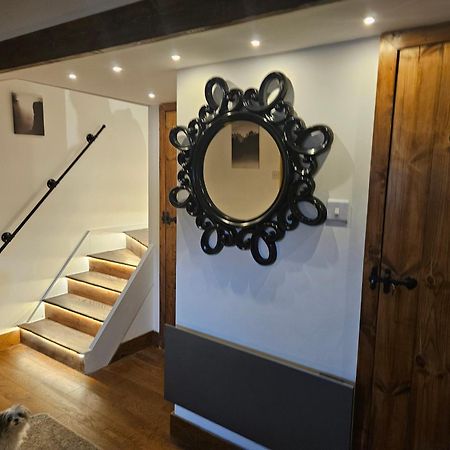 Cosy Coach House Villa Bellingham Buitenkant foto